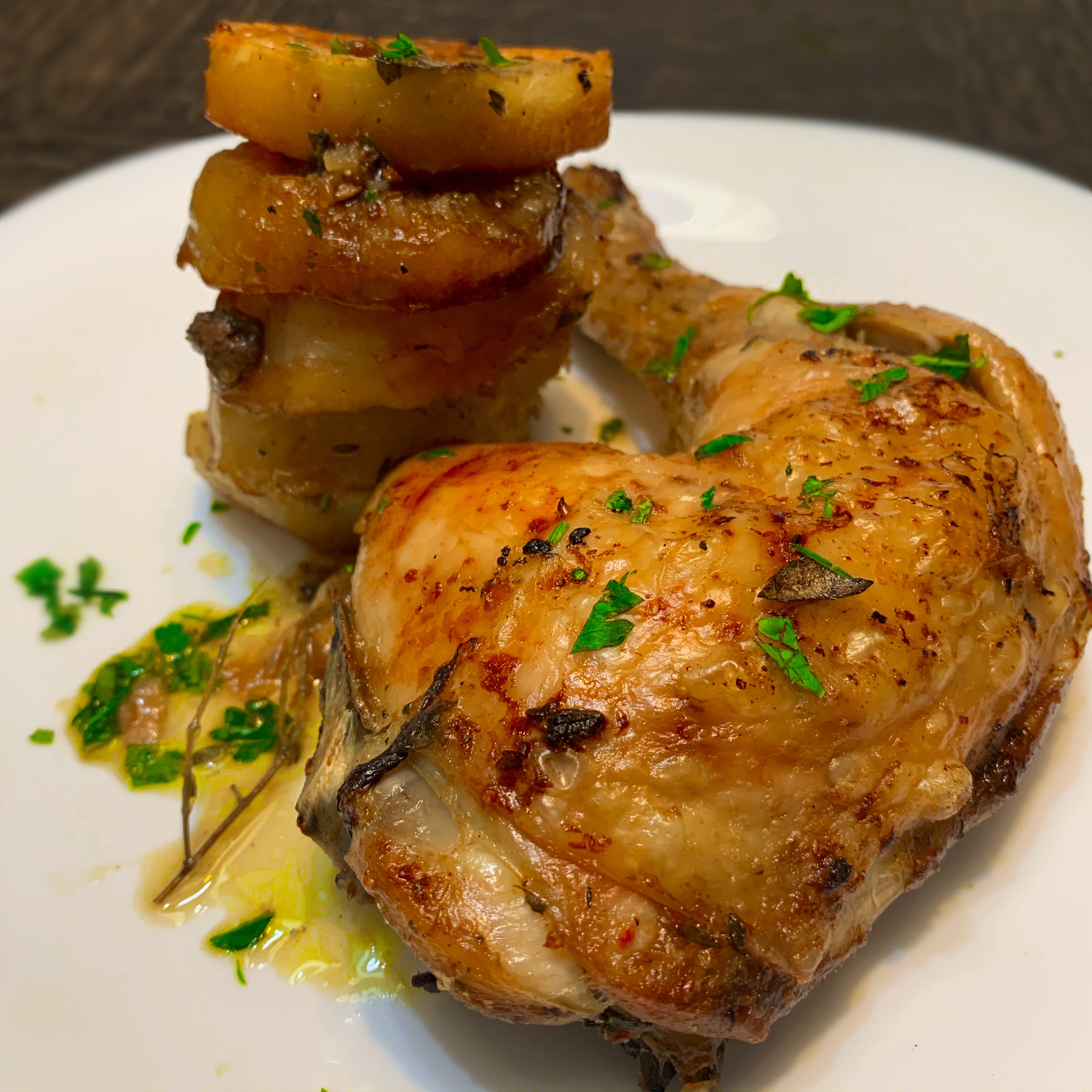 Muslos de pollo al horno con patatas panaderas – La Casa de OctopuSSBlacK